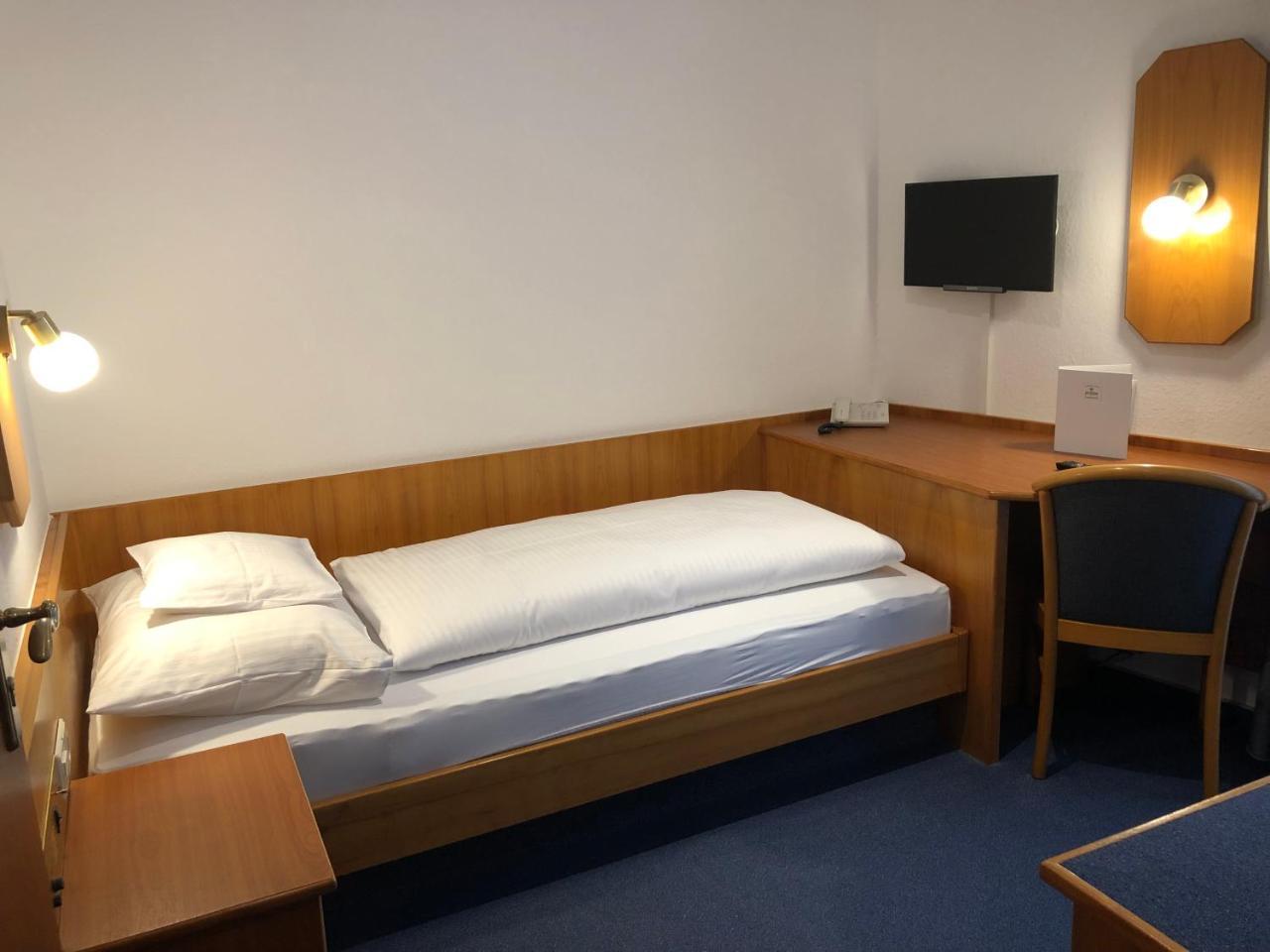 Hotel Zur Krone 3*